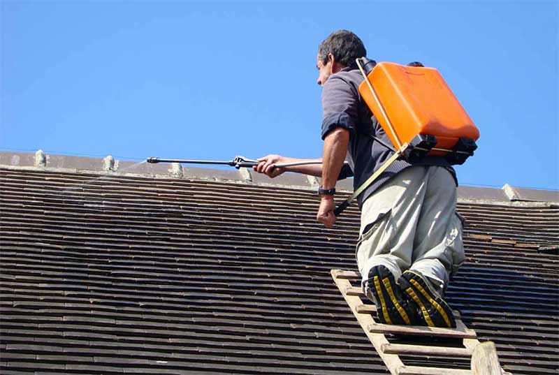 LEGREIN RÉNOVATION 60 : artisan couvreur façadier dans l’Oise (60). Pose et rénovation de couverture et faîtage. Travaux de zinguerie :gouttière, pose de solin … Nettoyage et démoussage toiture, peinture hydrofuge toit. Nettoyage et traitementanti mousse par pulvérisation façade. Ravalement peinture façadeboiserie et ferronnerie. Ravalement de façade projeté. Ravalement de façade projeté. travaux d'intérieur : Pose cloison, faux plafonds en placoplâtre. Peinture d’intérieure : mur, plafond … Enduit décoratif mur intérieur. Pose carrelage mur et sol. fin de vous garantir un service de proximité, l’entreprise LEGREIN RÉNOVATION 60 intervient dans les meilleurs délais dans l’Oise (60) et à 50km aux alentours, dans les départements limitrophes  : Somme, Aisne, Eure, Seine-Maritime …LEGREIN Rénovation 60 : entreprise de couverture professionnelle dans l’Oise (60)